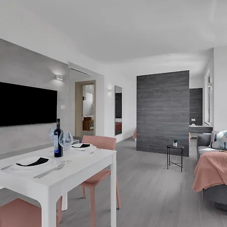 Lägenhet Beachfront Seashell Srzic Makarska